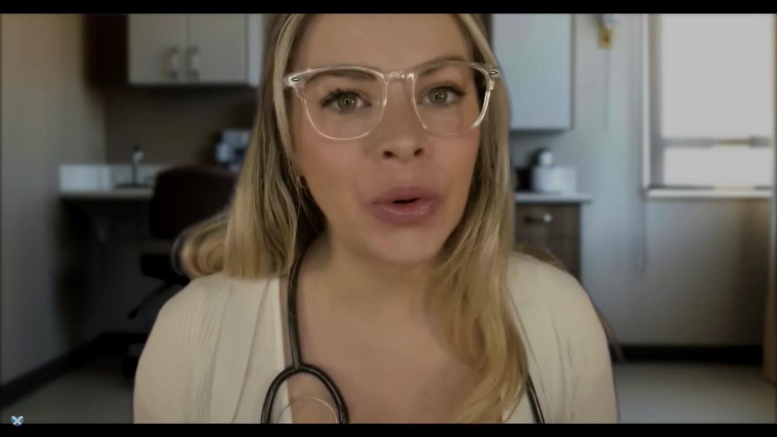 Examen de docteur étudiant ASMR Scottish Murmurs ASMR