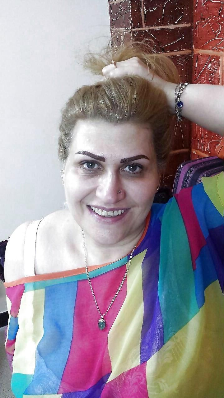 Naughty Iraqi Hijabi BBW