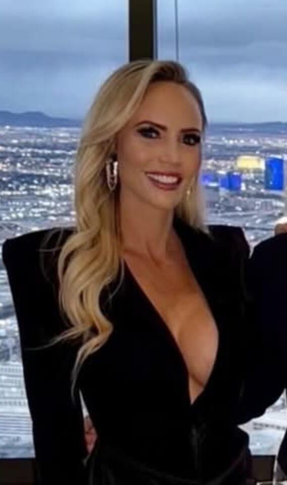Ultimate Real Bimbo Milf Mom