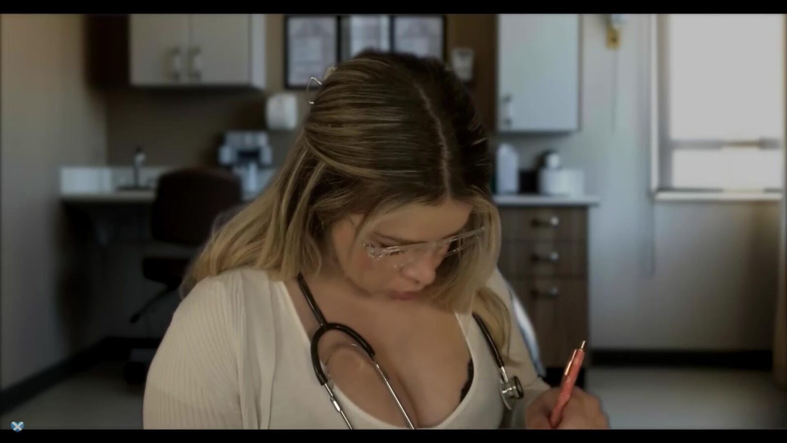 Examen de docteur étudiant ASMR Scottish Murmurs ASMR