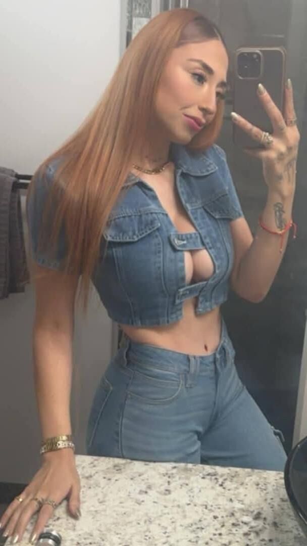 Lesley b