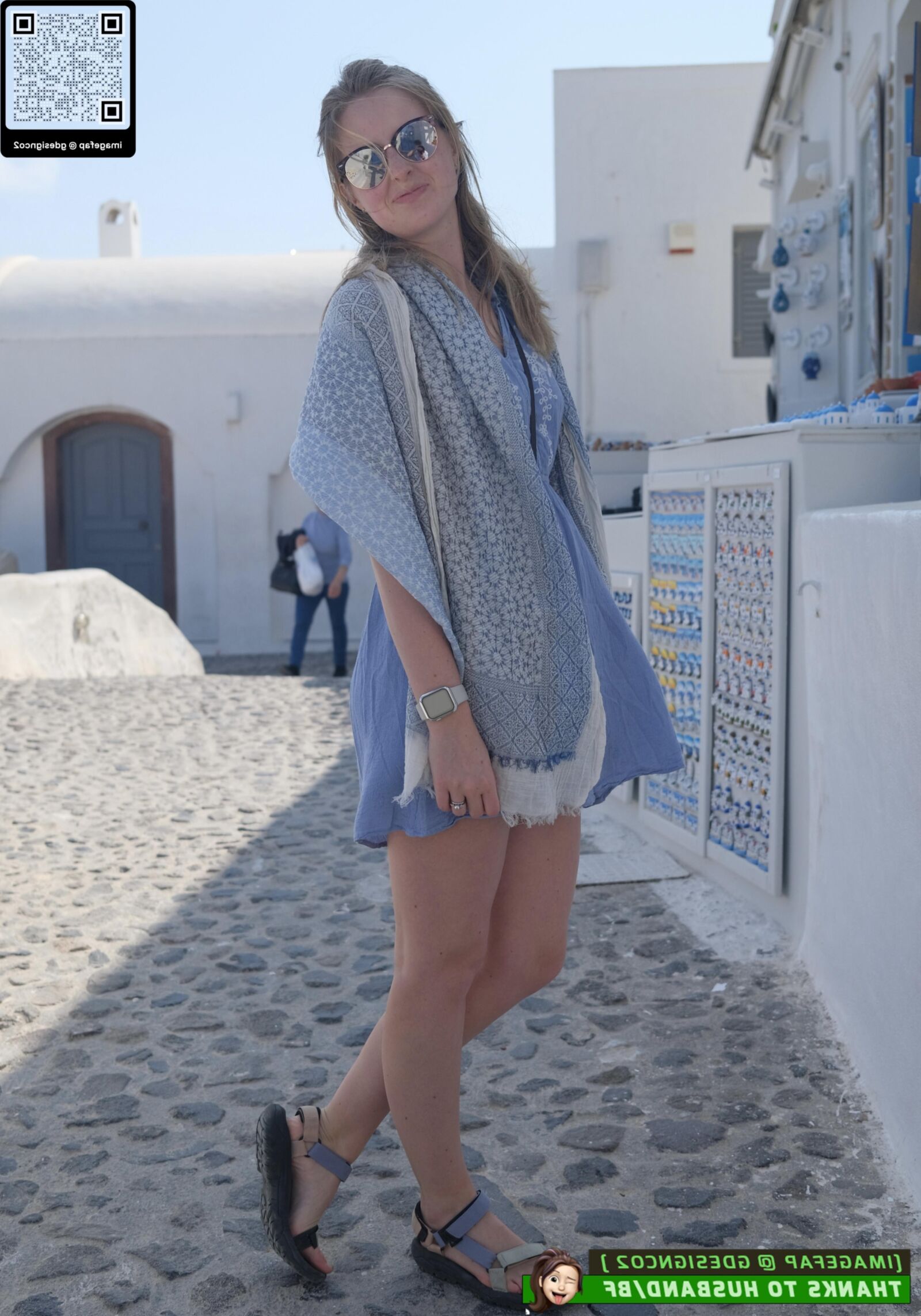 Rubia plantea posando