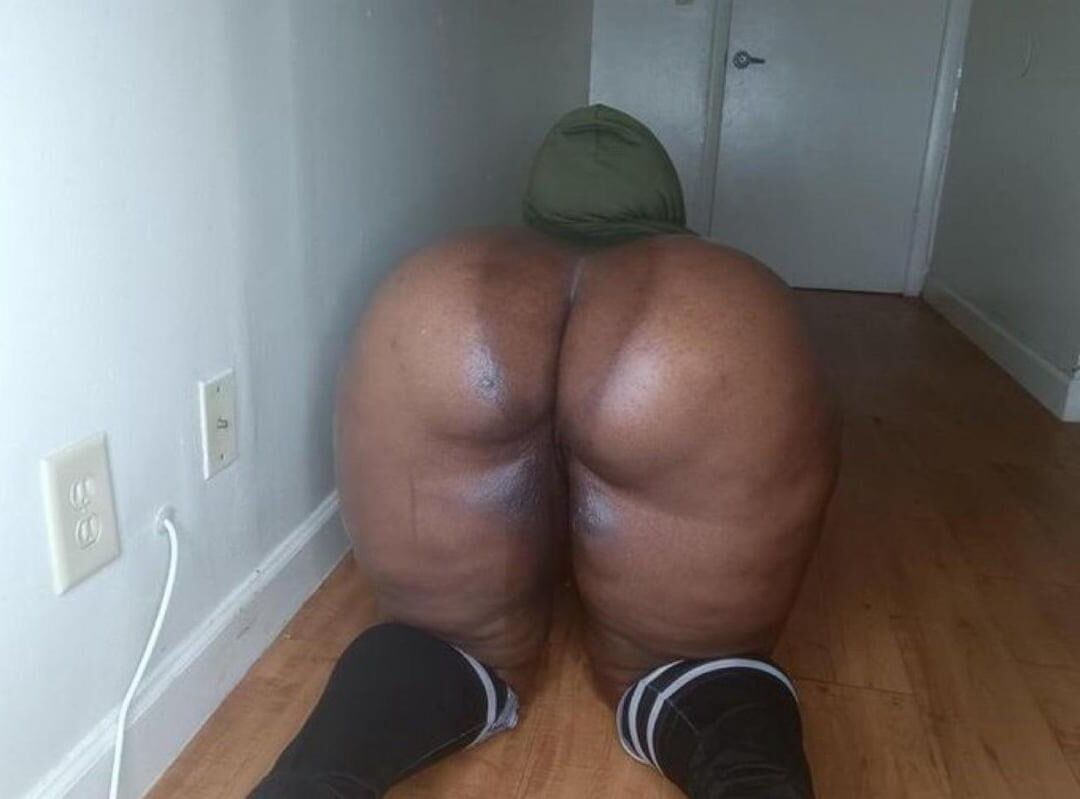Phat Ebony Girl