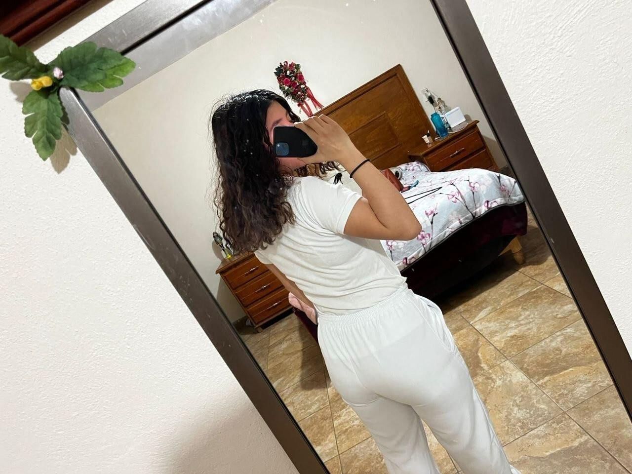 O médico latino sexy tem uma bunda sexy