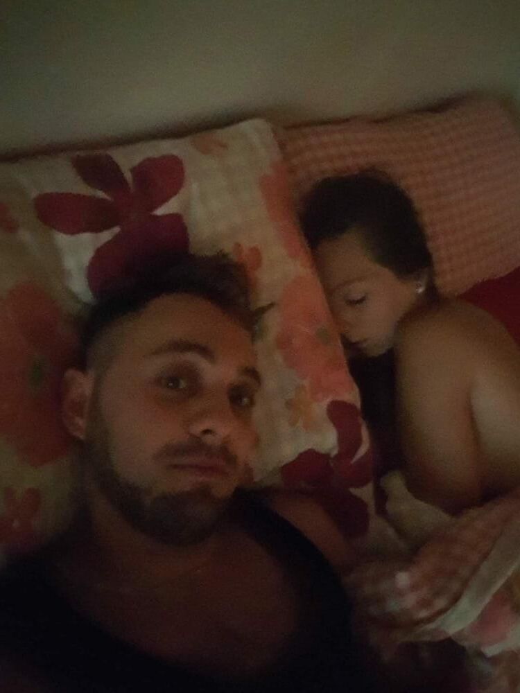 Муж разоблачает свою жену