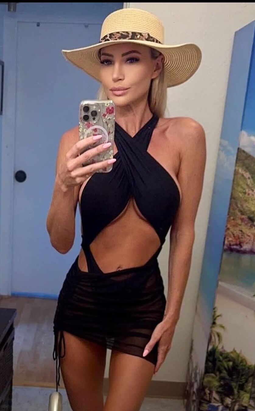 Ultimate Real Bimbo Milf Mom