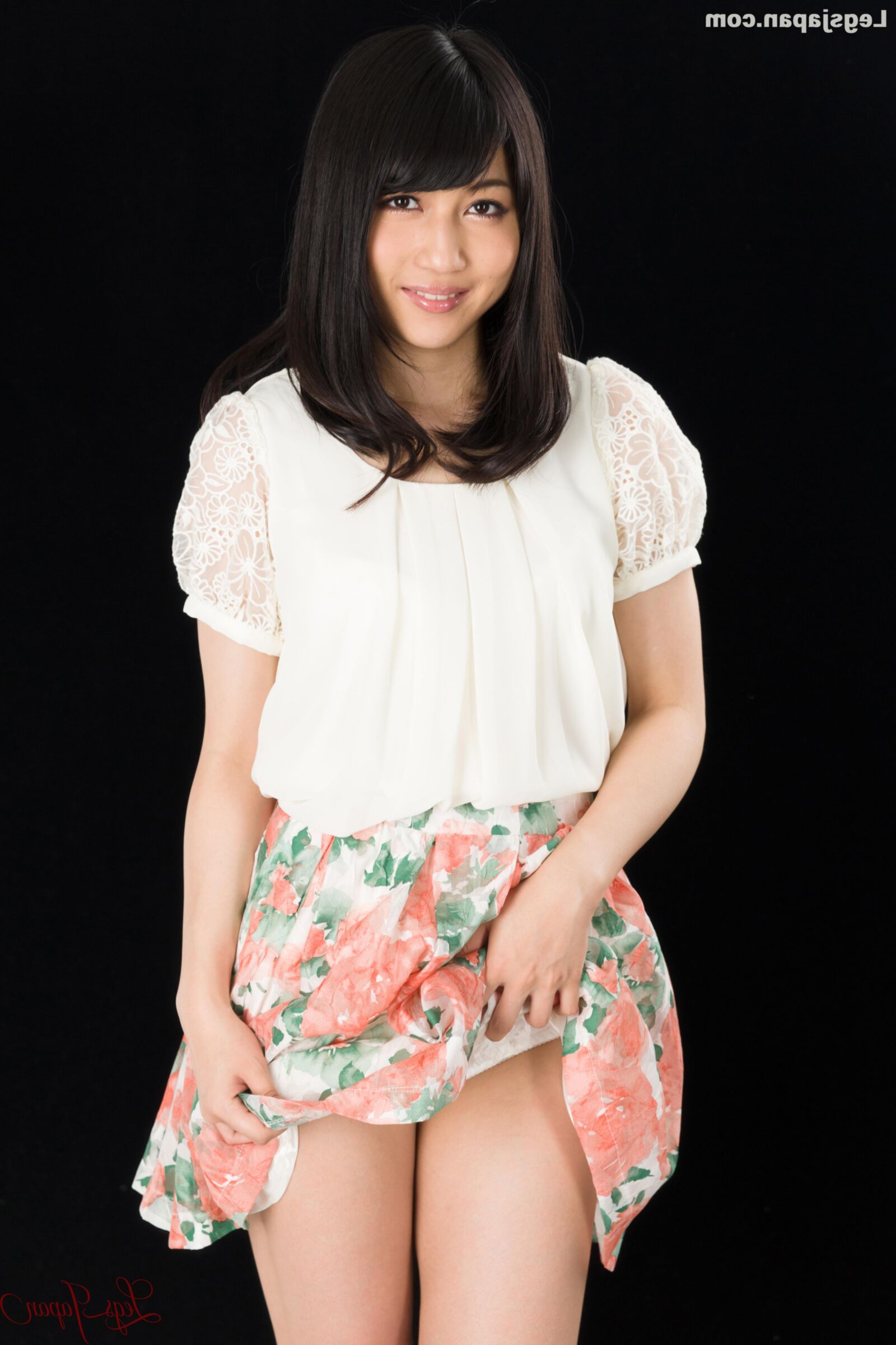 日本のヌードモデルReo Saionji