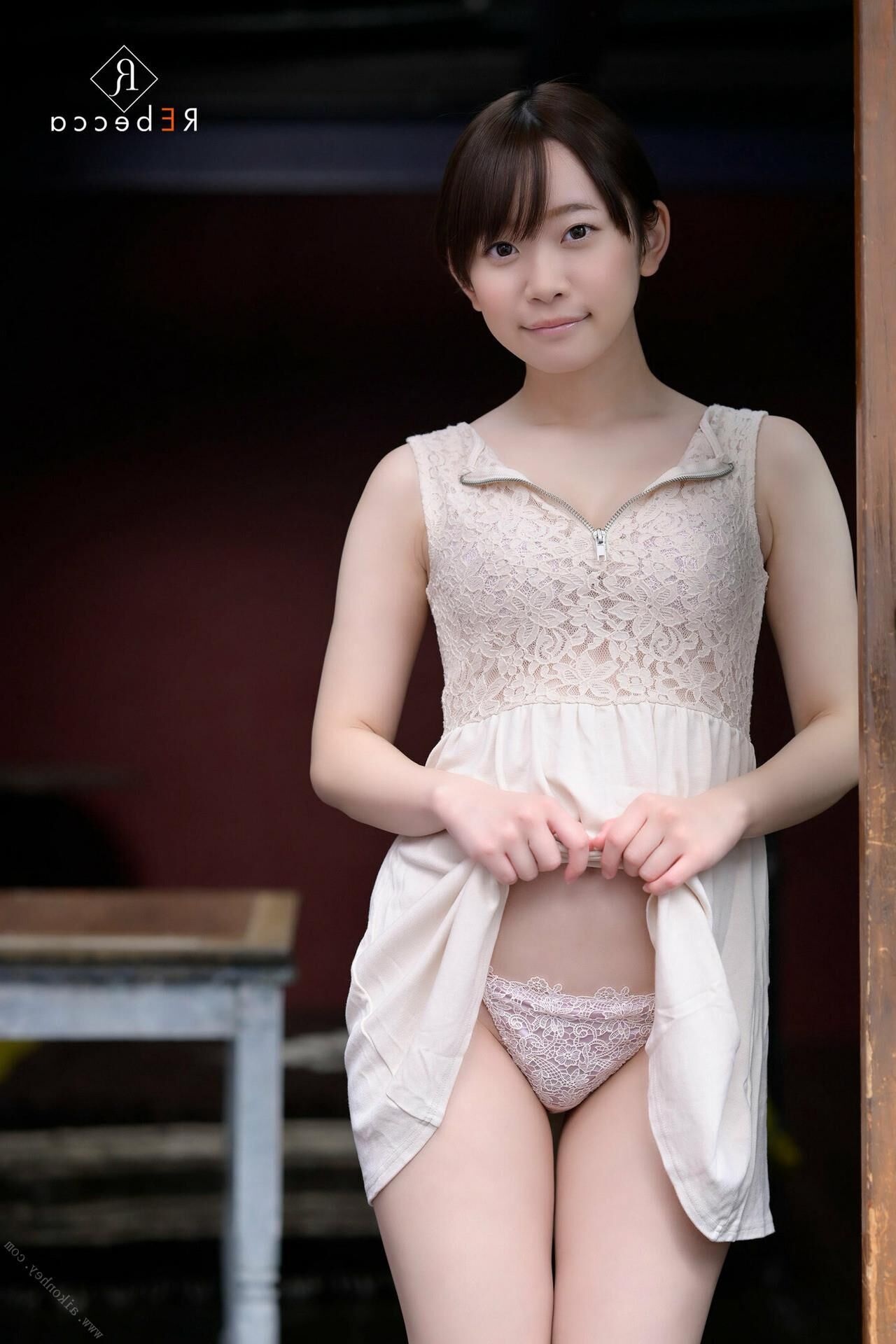 Yura Kano Rebecca Yurariport