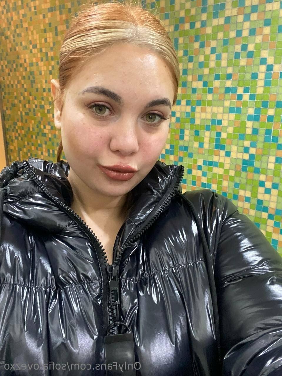 Sofia enorme bunda grande peitos lindos latina bbw garota mista sho quente
