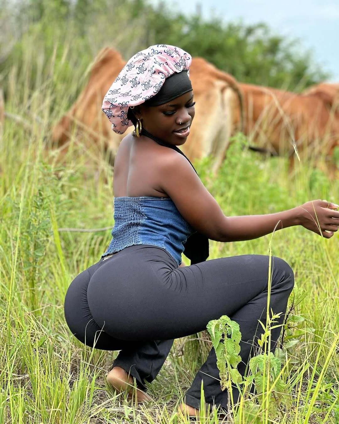 curvy butt ebony to fuck hardcore