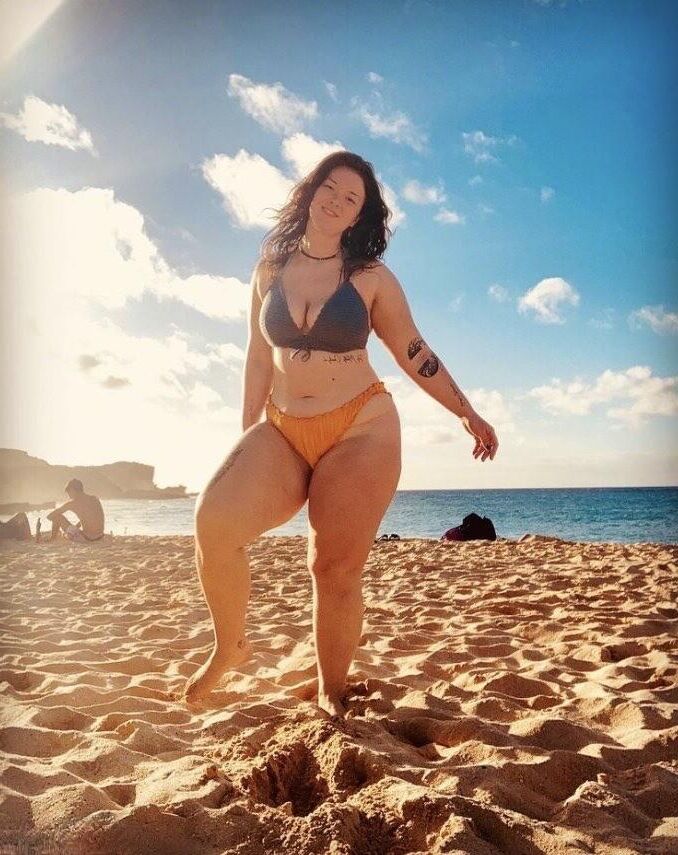 Kalis Big Ass Big Boobs BBW Morette Girl Mezcle Hot Sdots