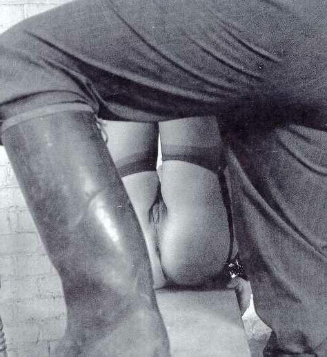 Retro Spanking Blushes picture set Wide open on basement bench