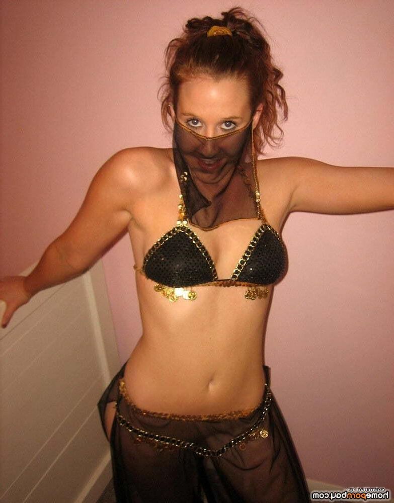 Ama Harem Dancer Christmas GF