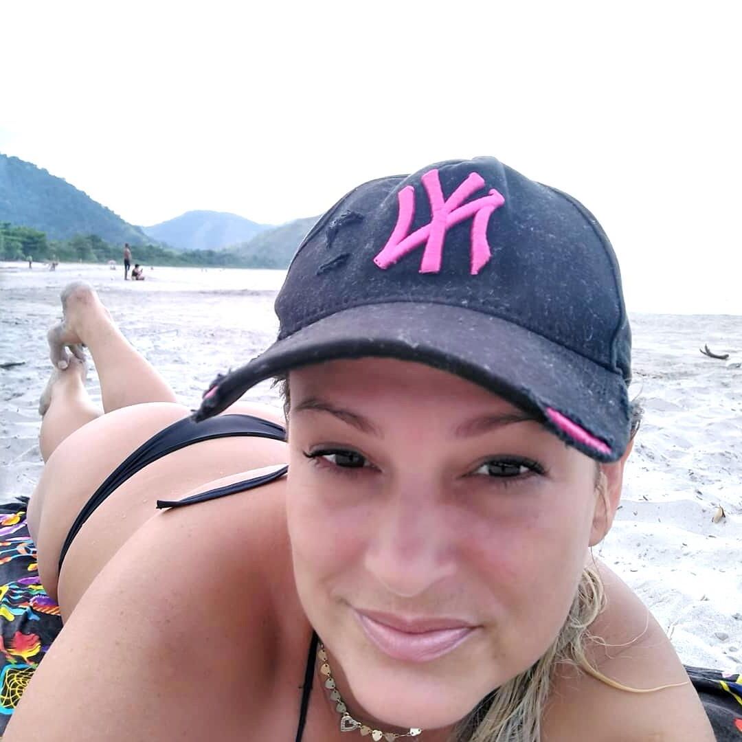 Rostos para cum