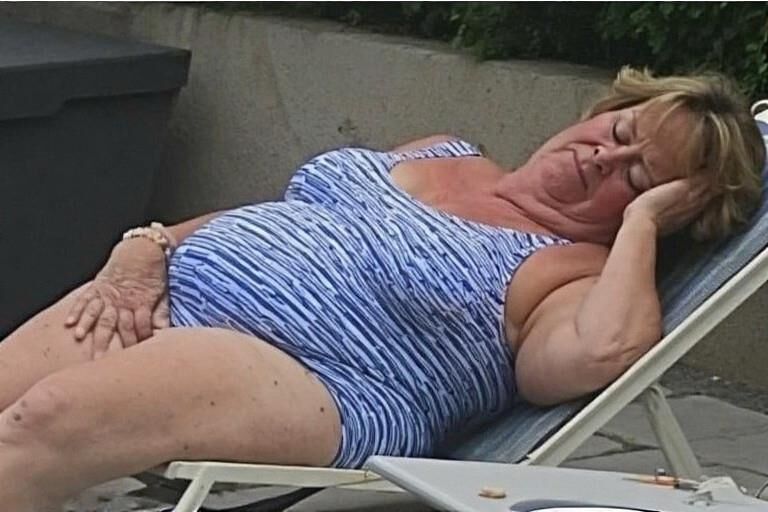 Sunbathing Mamas