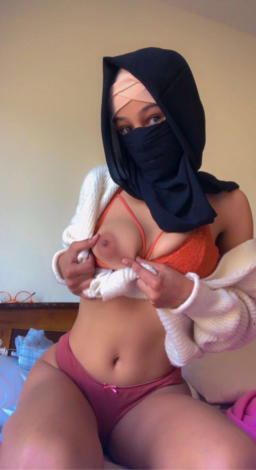 Petite Babyface Babyface Natural Hijab Muçulmano Árabe WebsLut