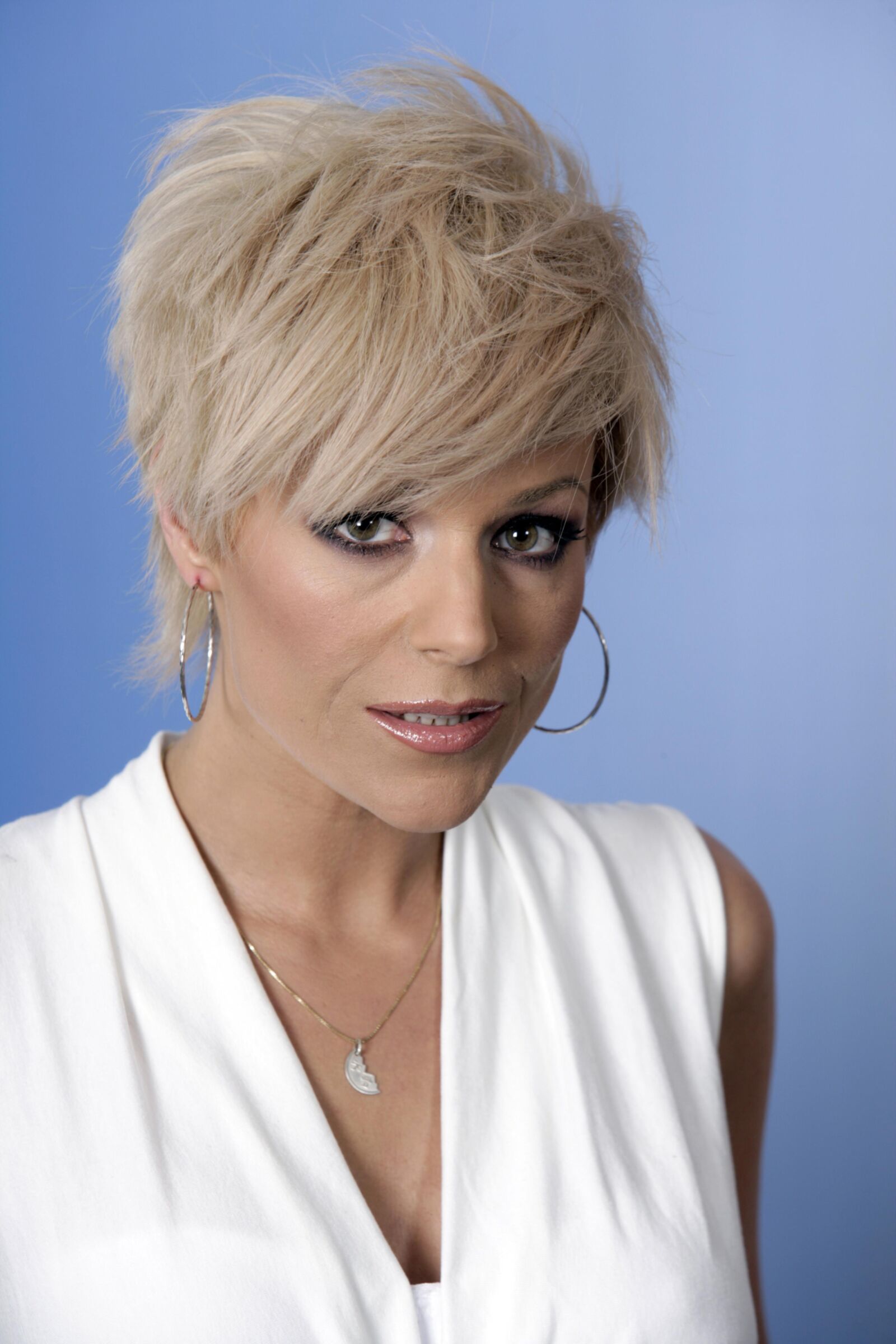 Tanja Shitawey（Michelle）ホットドイツの歌手