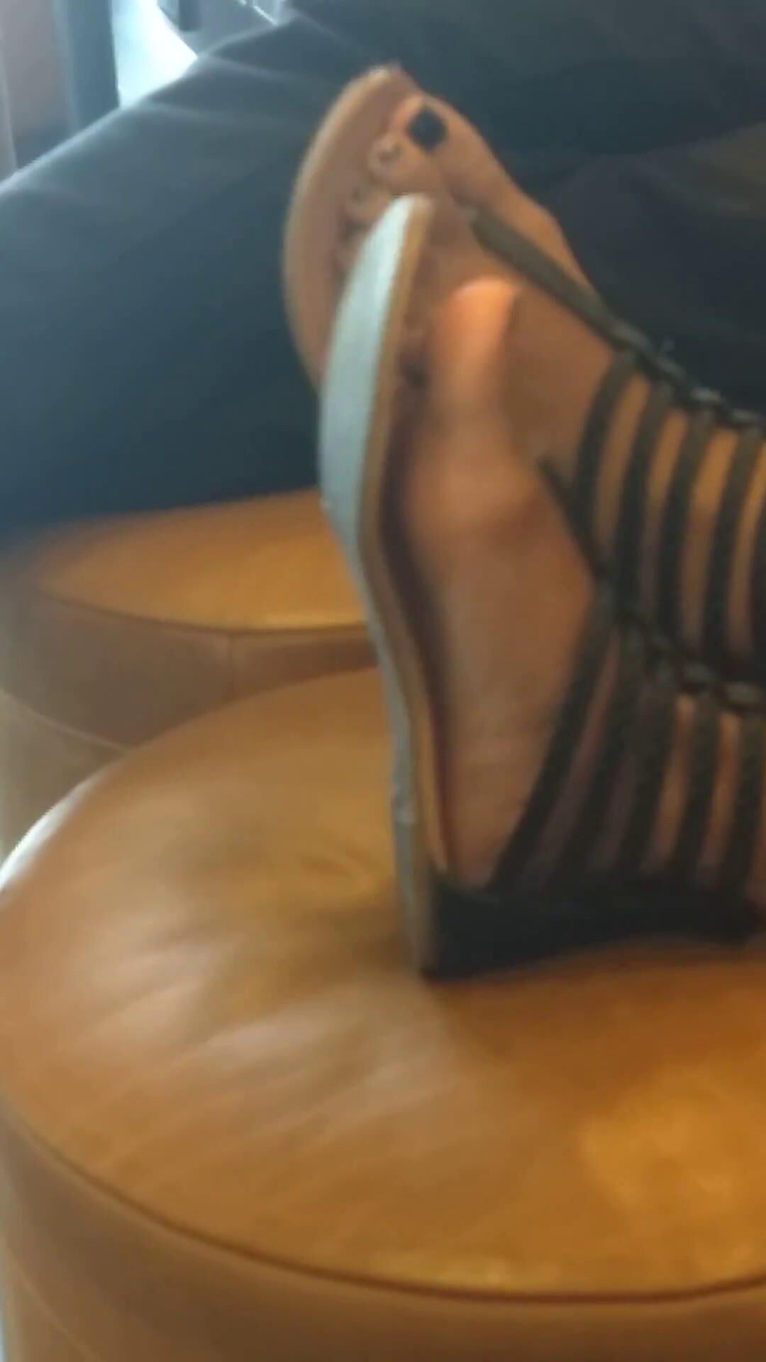 Pieds d'ébène candide