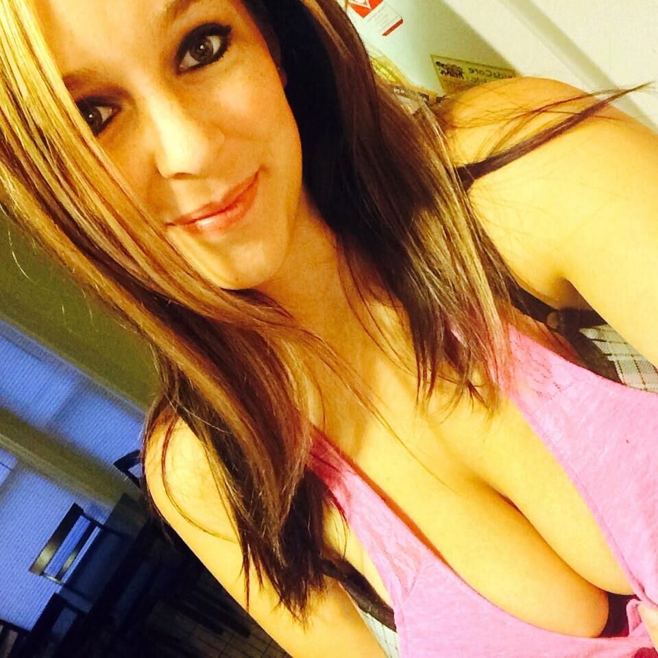 Christine Sexy Selfies