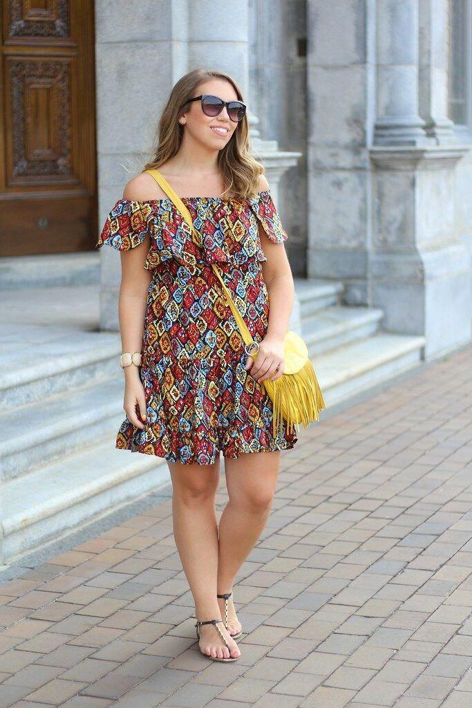 P interest In Beauty Glamorous MILF Blogger
