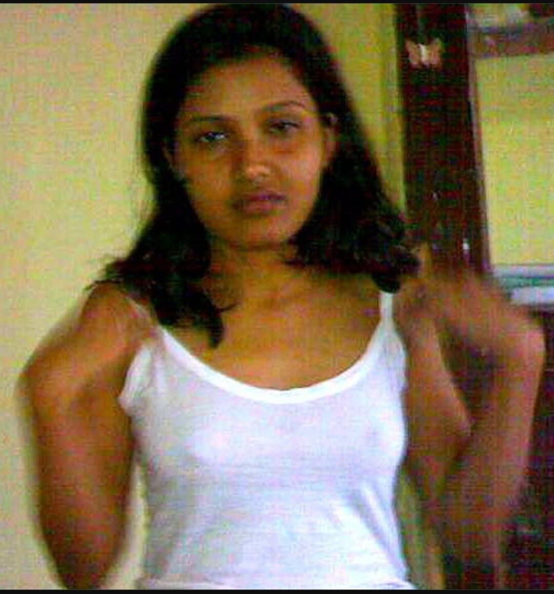 Puta de desi coed fofa
