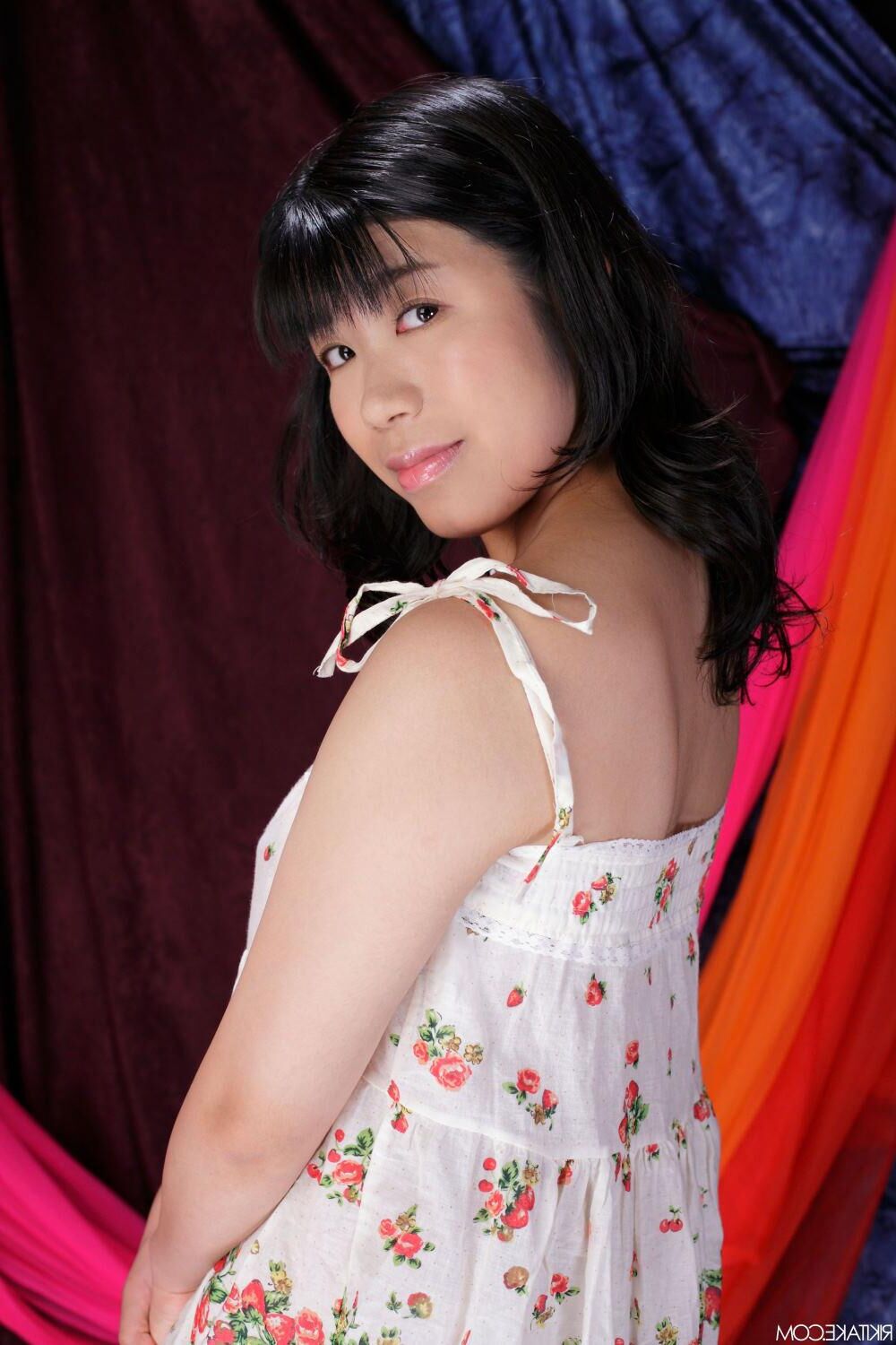 japanese nude model Shuko Isawa