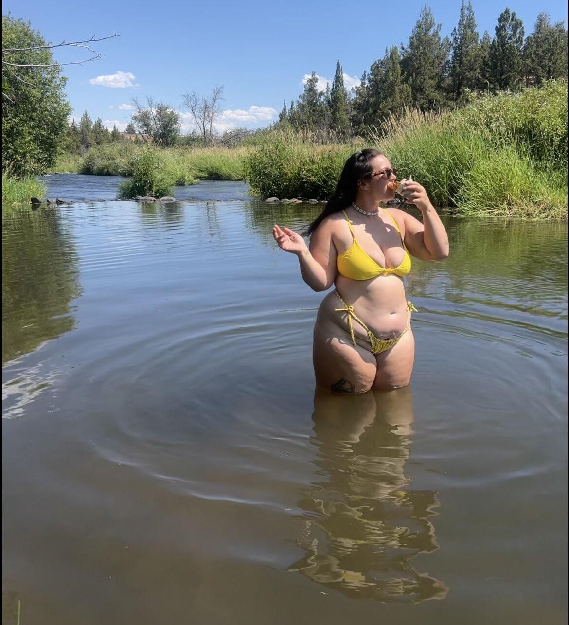 Kalis Big Ass Big Boobs BBW Morette Girl Mezcle Hot Sdots