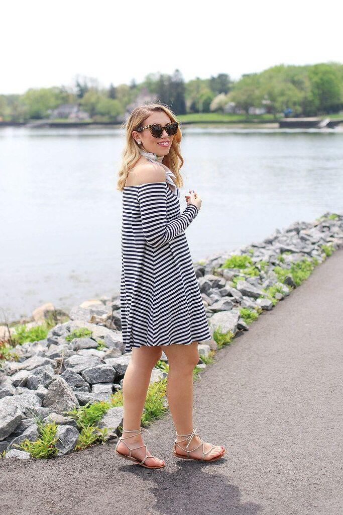P interest In Beauty Glamorous MILF Blogger