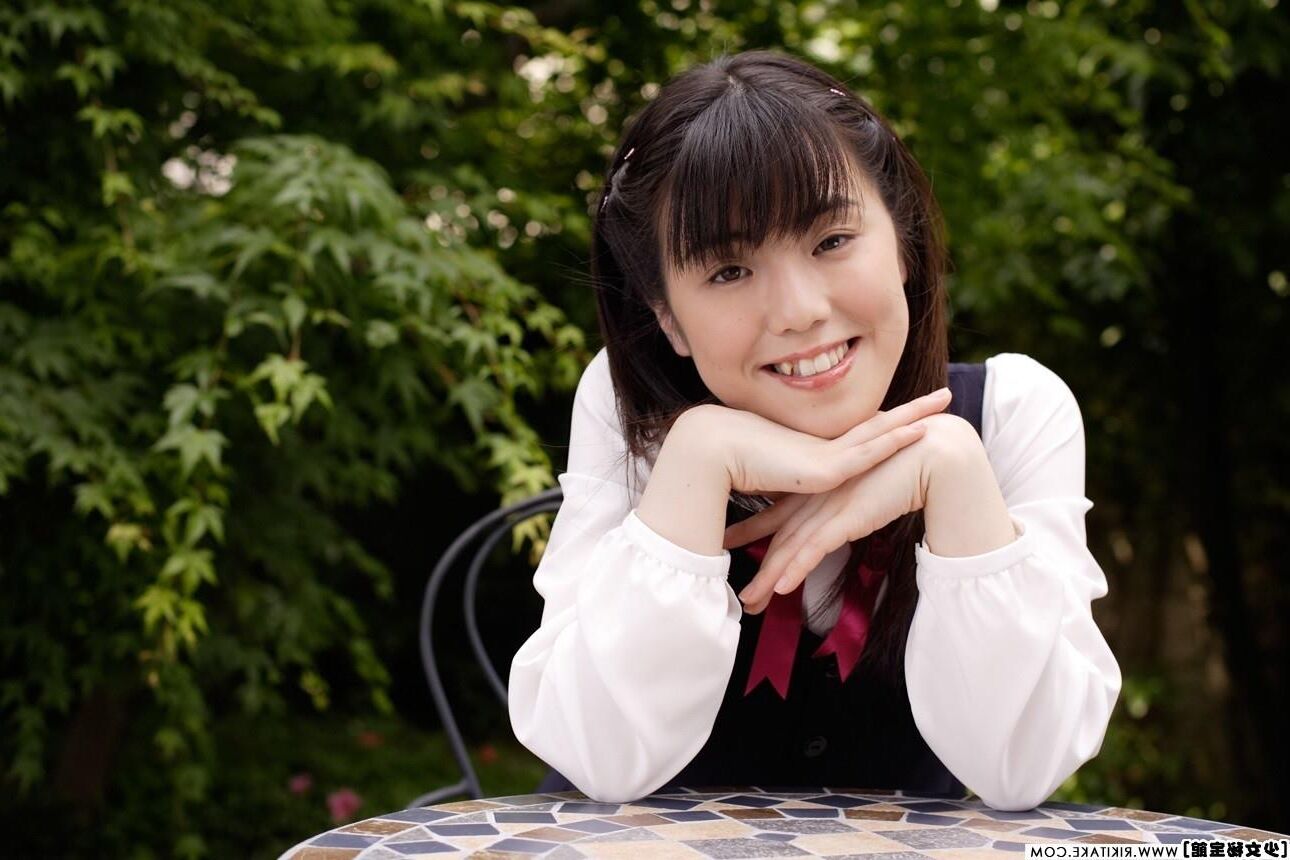 Modèle de nu japonais Ayako Ishikawa