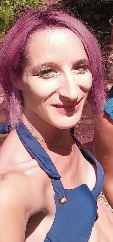Downblouse Nipslip Oops nipple tits boobs bikini Swimsuit 