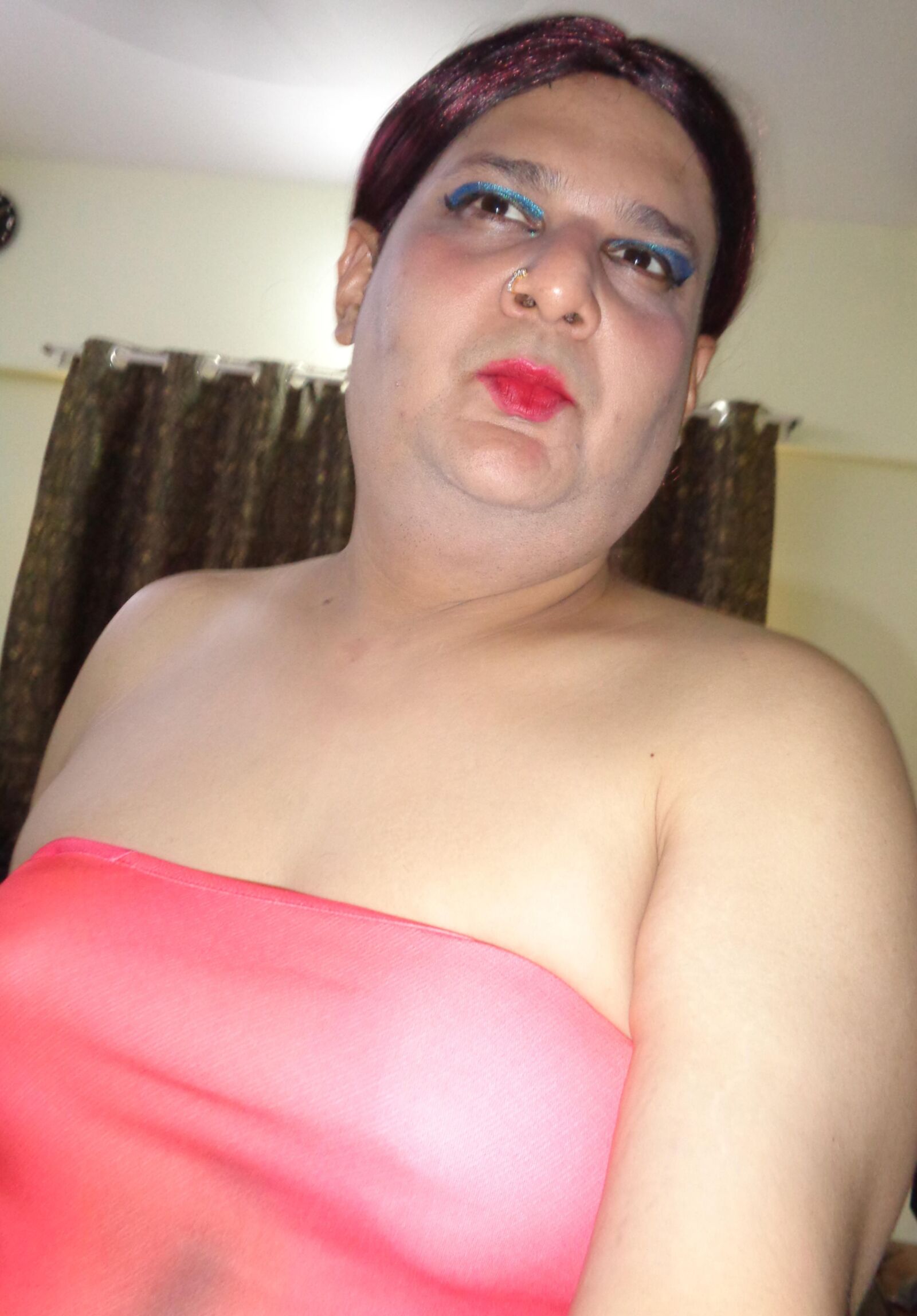 Shemale Monica M gemischtes Hauptquartier