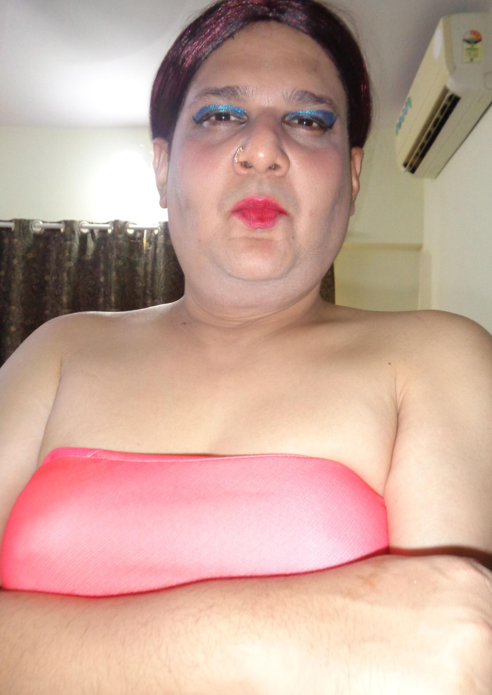 Shemale Monica M gemischtes Hauptquartier