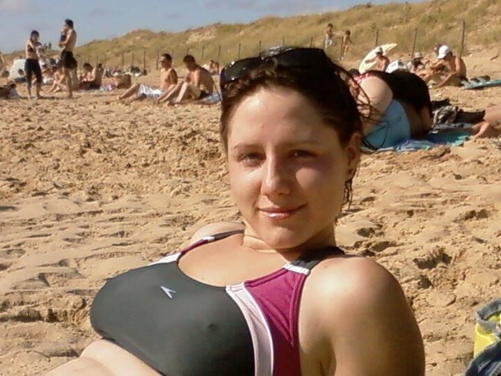 Voyeur Spy Oops Bikini swimsuit downblouse nipslip feet foot 