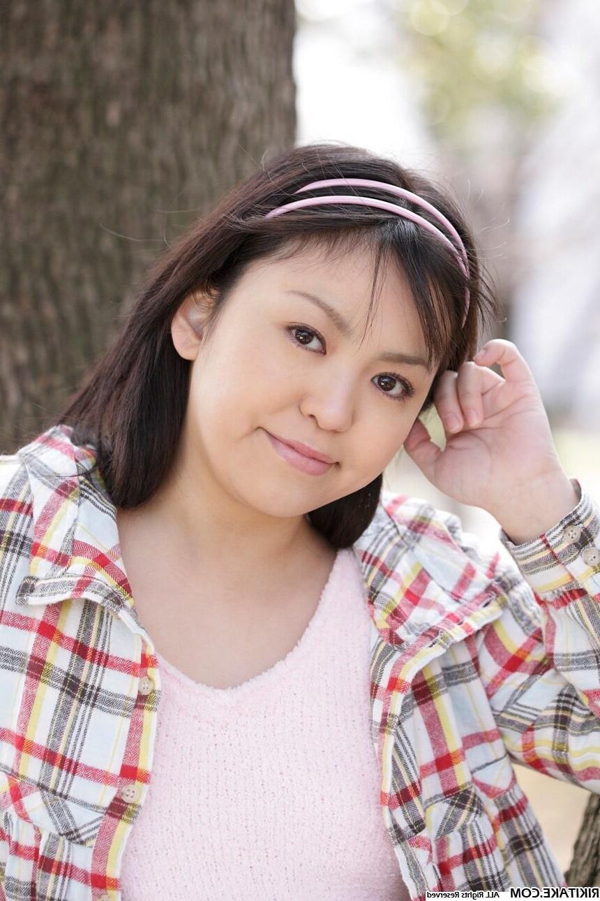 Modèle de nu japonais Momoha Hasegawa