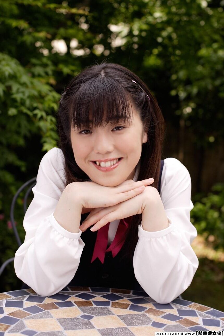 Modèle de nu japonais Ayako Ishikawa