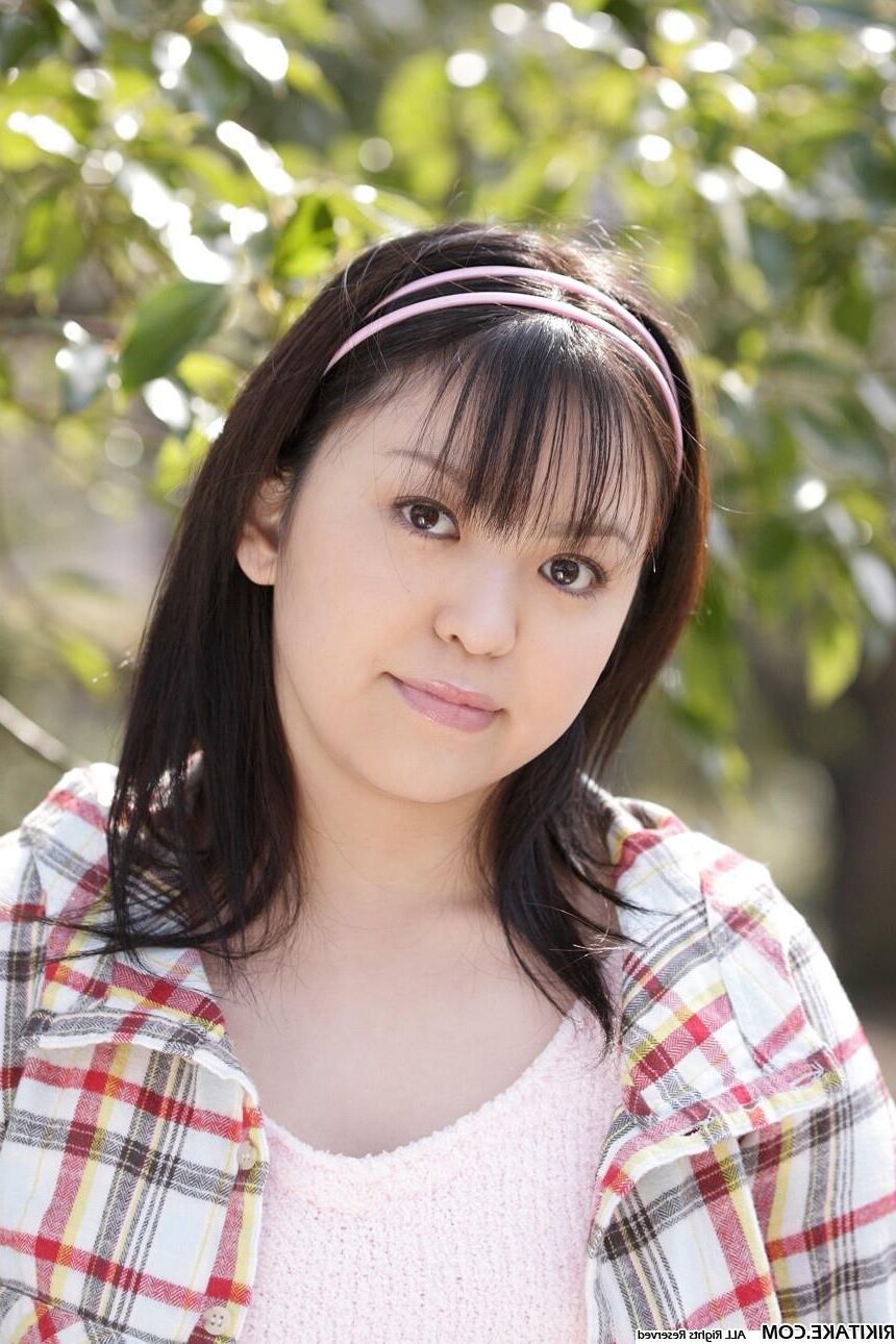 Modèle de nu japonais Momoha Hasegawa