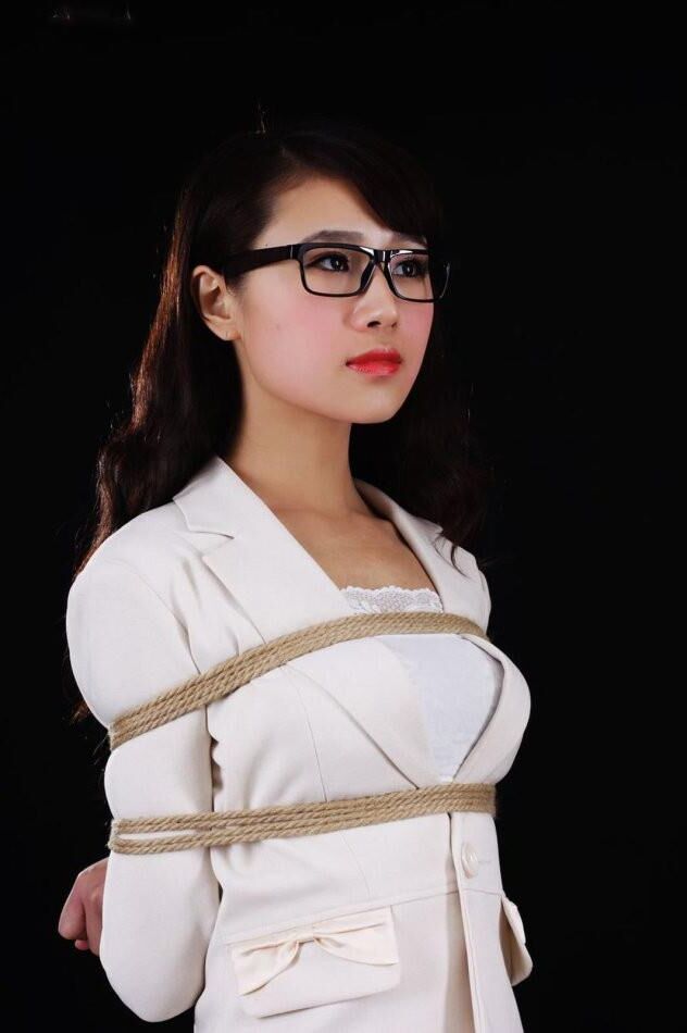 Bondage lumineux sensuel