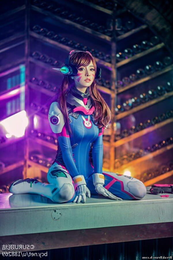 COSPLAY DVA