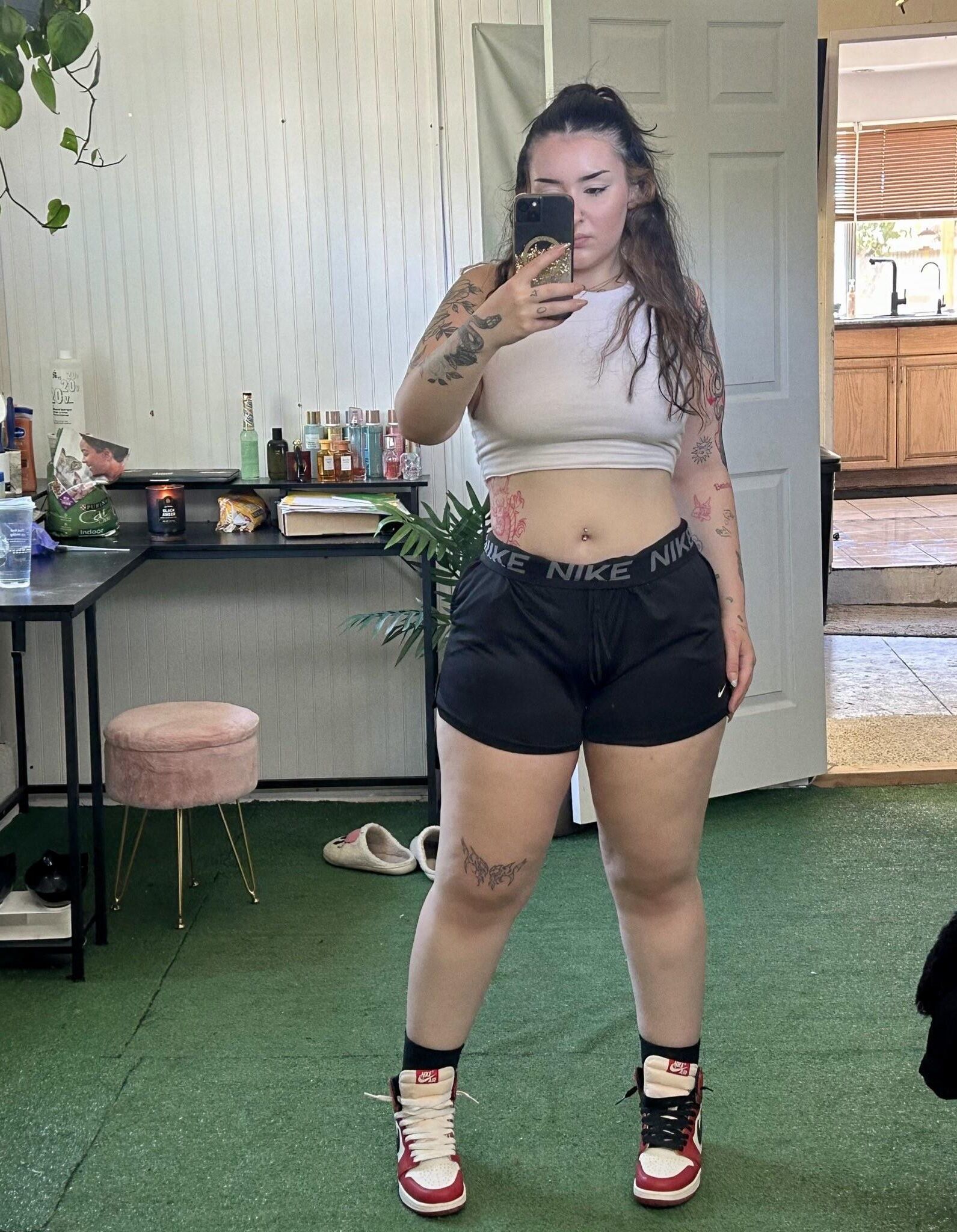 Hayley Big Butt Big Tits Schönheit Brünette BBW Girl gemischt Hot Shot