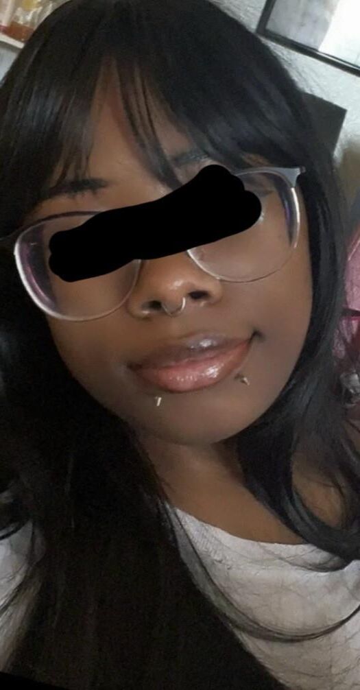 Nova esposa e filha negra e mais