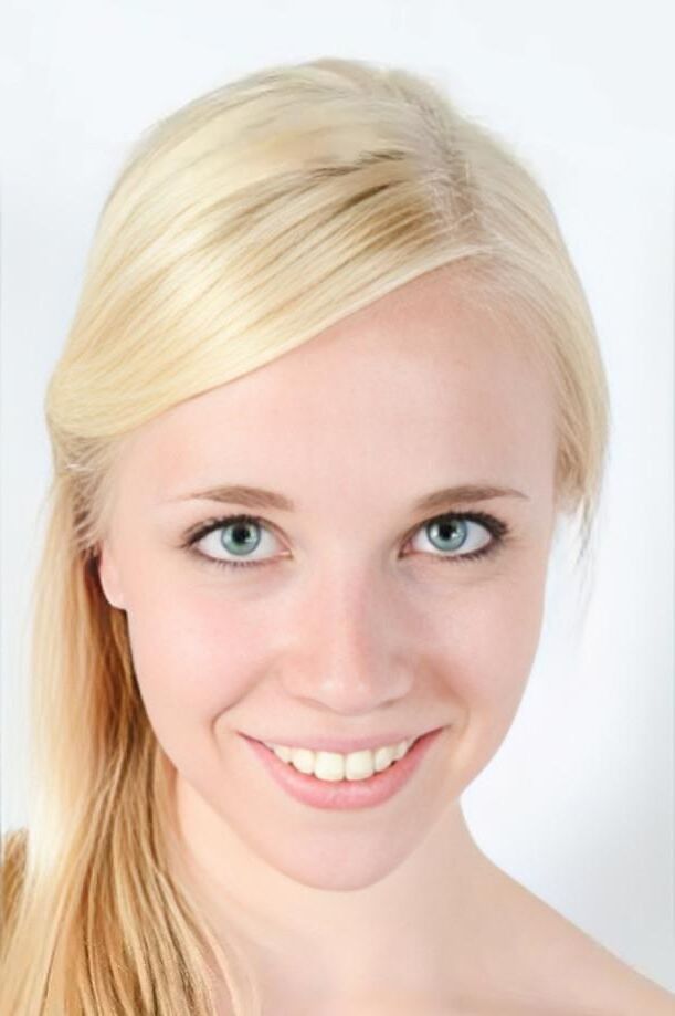WebSlut Hannah F. Expuesto