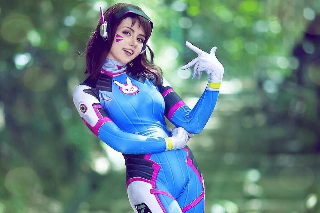 COSPLAY DVA