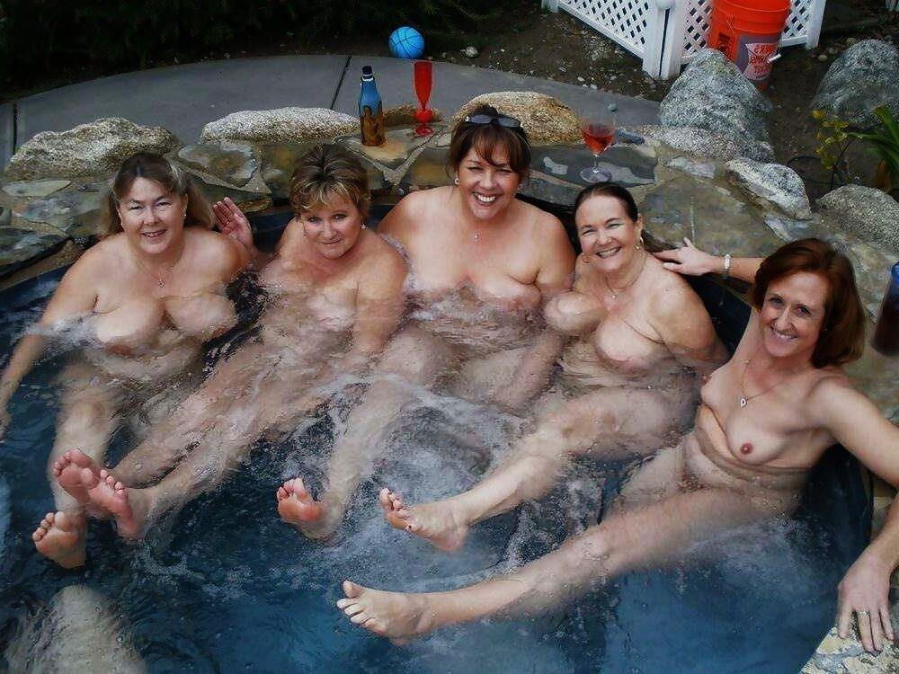 Nudist