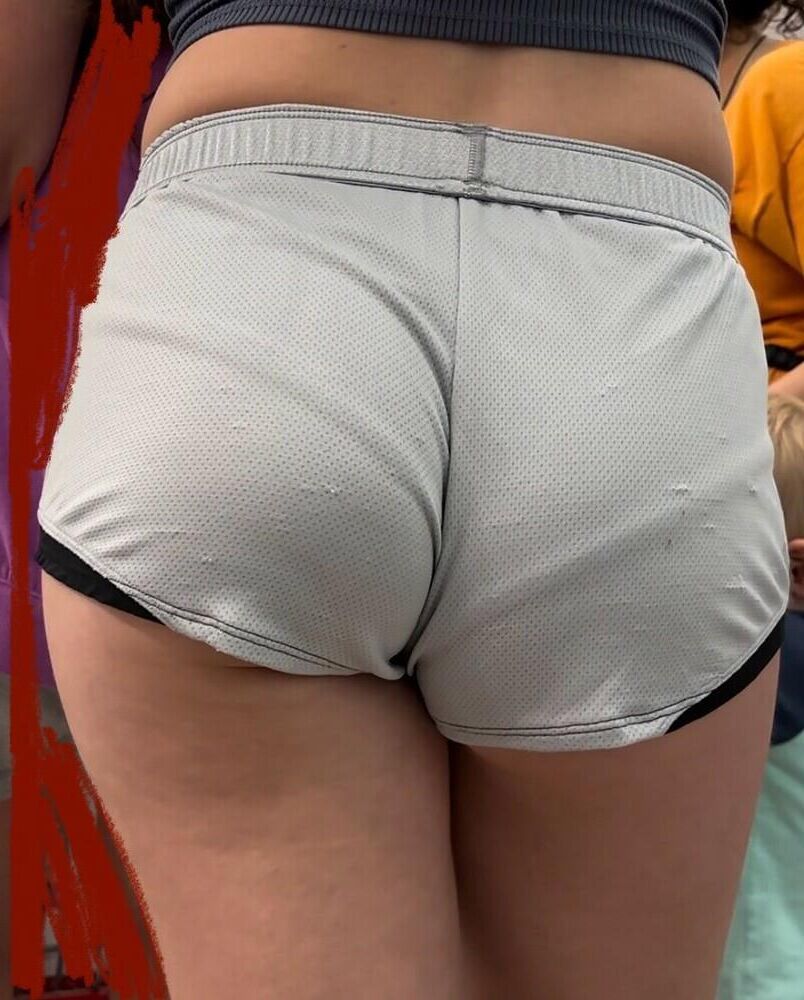 Candid Asses VPL/VTL