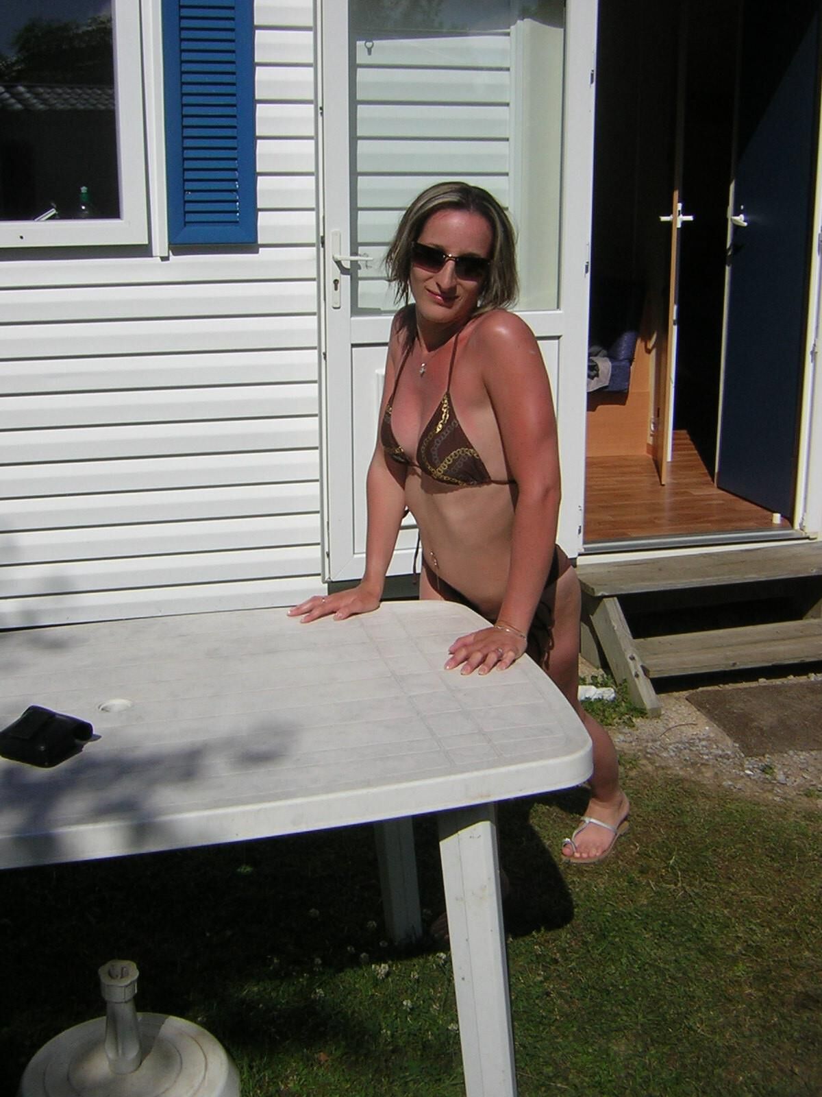 Downblouse Nipslip Oops nipple tits boobs bikini Swimsuit 