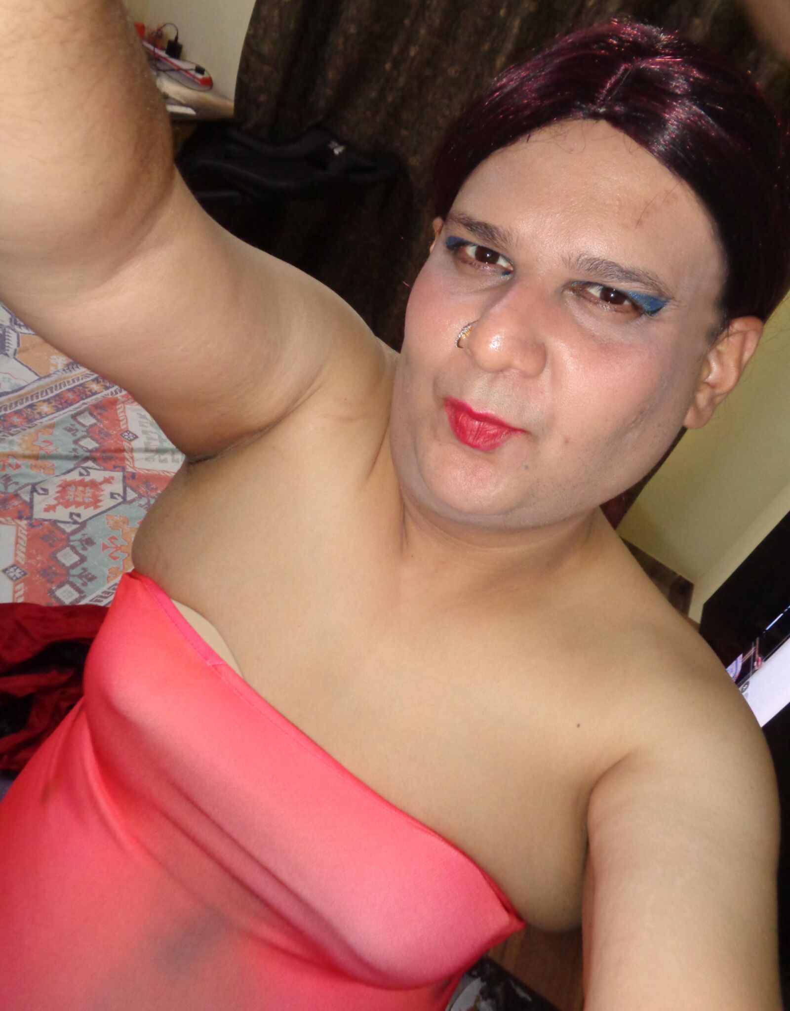 Shemale Monica M gemischtes Hauptquartier