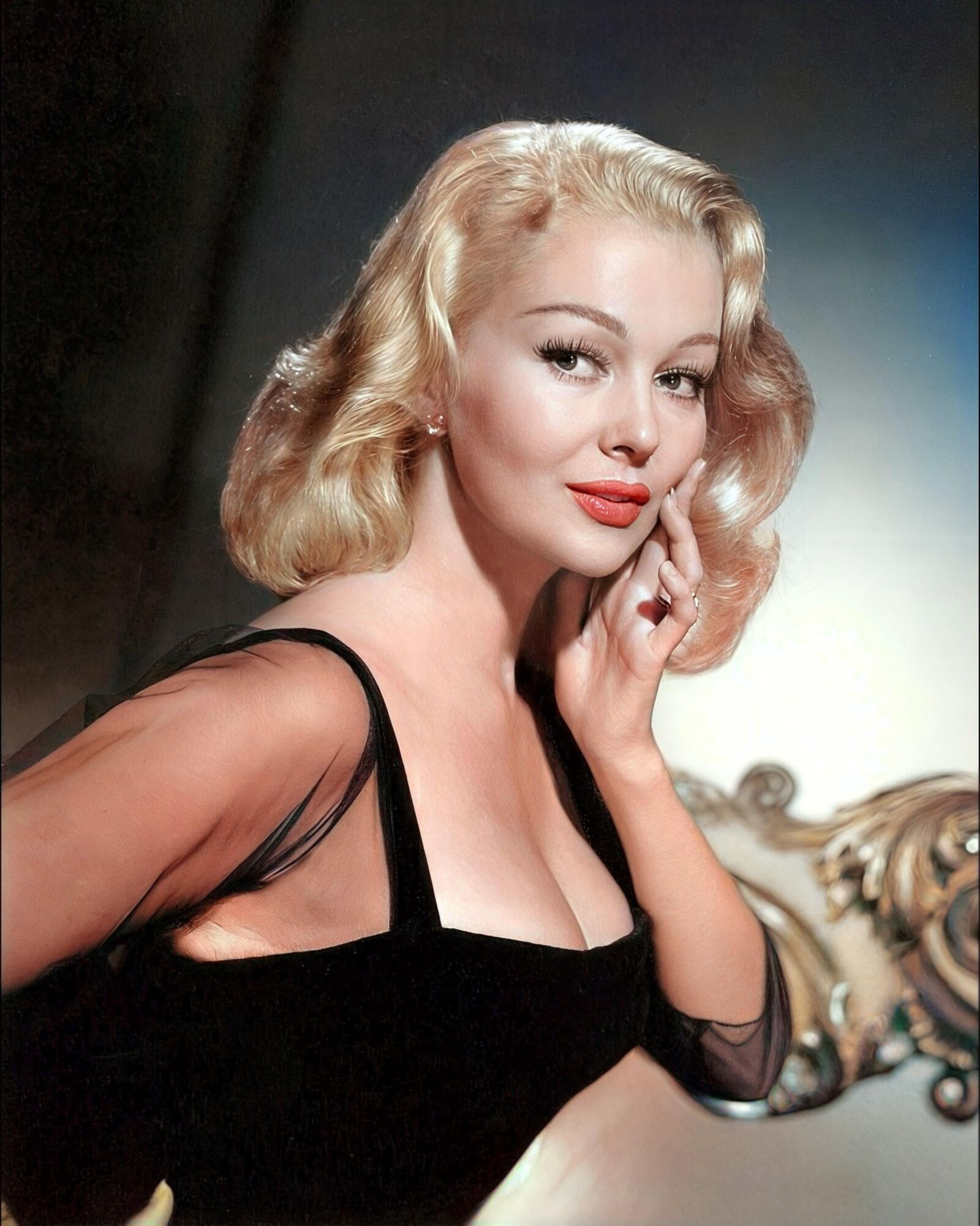 A atriz vintage Greta Thyssen em Hiper Resolução