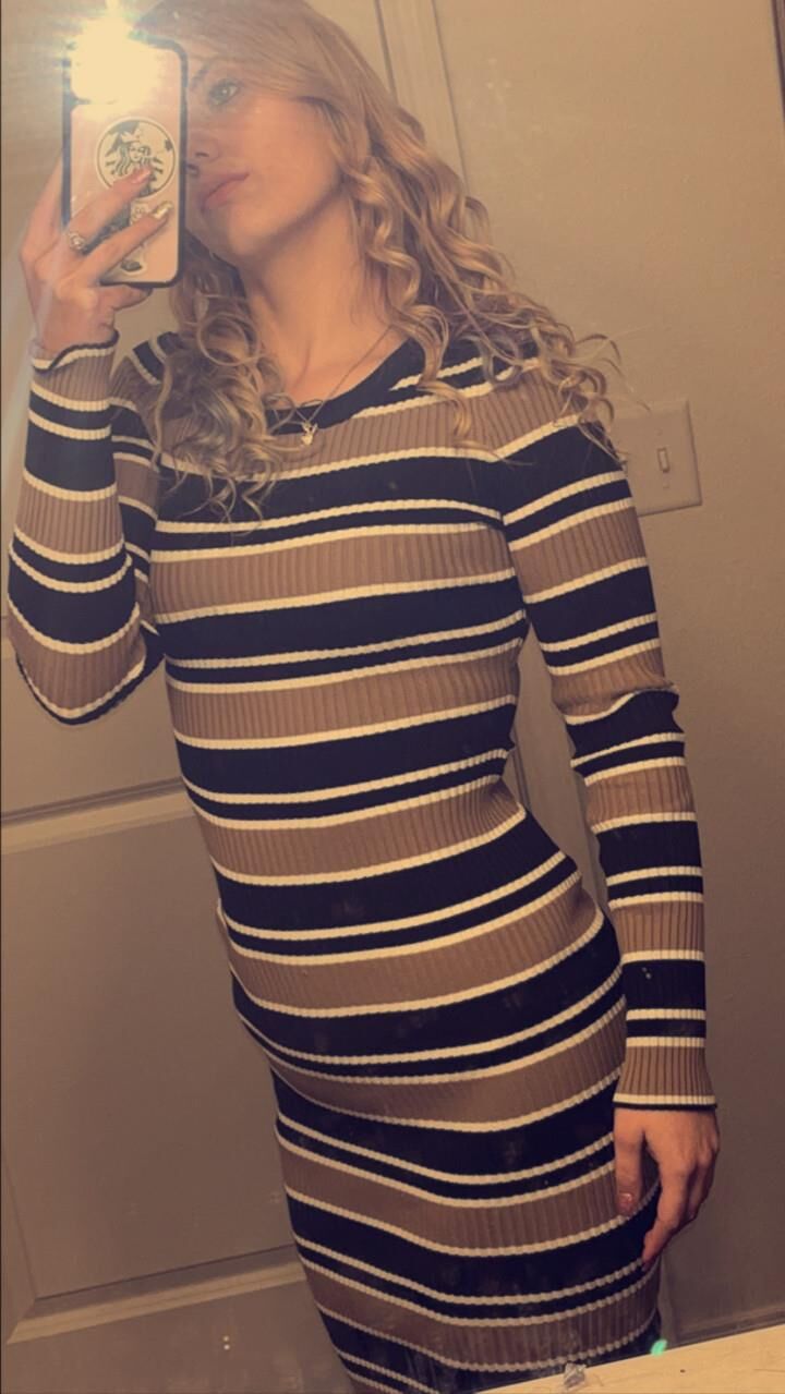 Amber is a slutty yo Snapchat seller