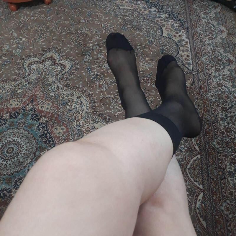 iranian nyloned feet