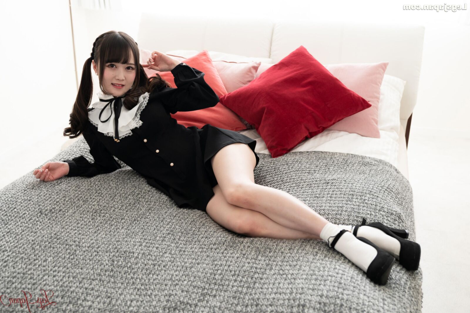 Ria Kurumi vestido preto fofo